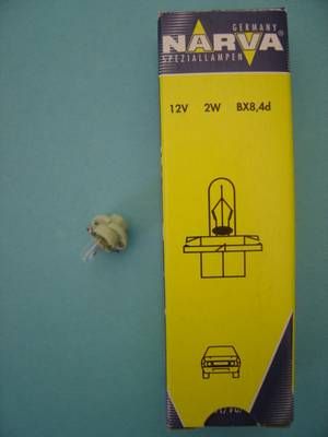 Kunststoffsockellampe (BAX hellgr�n) 12V 2W B8,4d